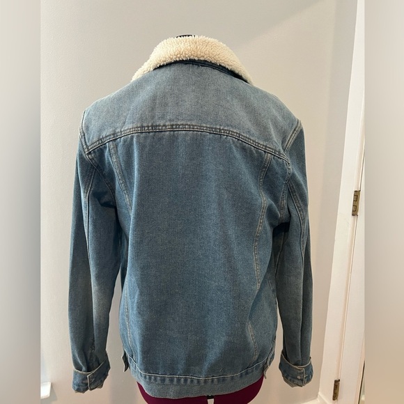 Triot Denim Jean Jacket Women’s Size Small. Made in Los Angeles - Picture 2 of 5